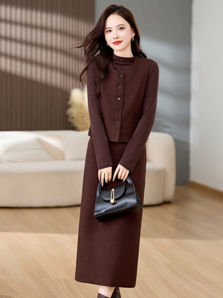 Vận chuyển đầm, quần áo, áo dài đi Mỹ nhanh chóng qua UPS tại Jetstar Cargo